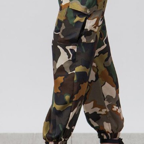 Jealous Tomato Camo Joggers - Picture 2 of 6